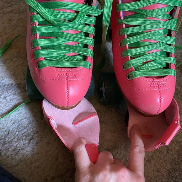 Moxi Beach Bunny Watermelon Quad Roller Skates! - Picture 5 of 7